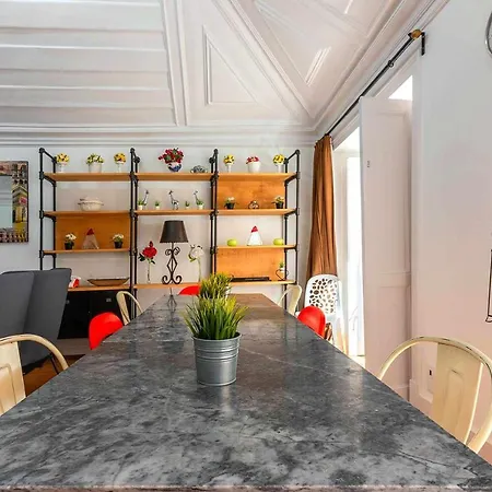 Bairro Alto Palace Special For Groups Up To 24 Guests Daire *
