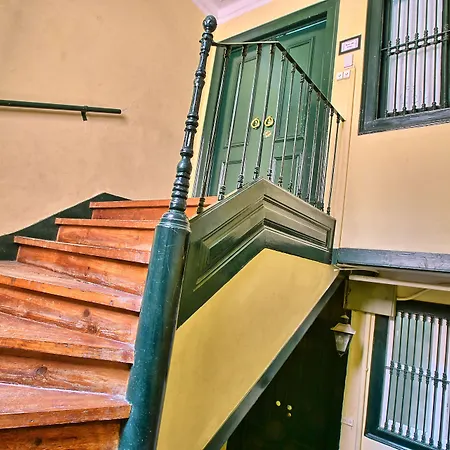 Апартаменты Bairro Alto Palace Special For Groups Up To 24 Guests