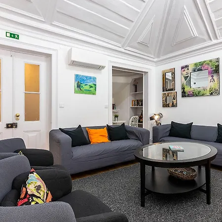 Апартаменты Bairro Alto Palace Special For Groups Up To 24 Guests