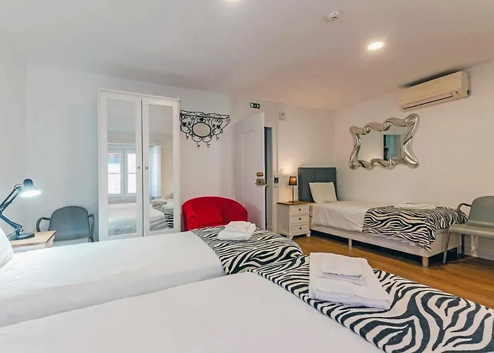 Bairro Alto Palace Special For Groups Up To 24 Guests Daire *